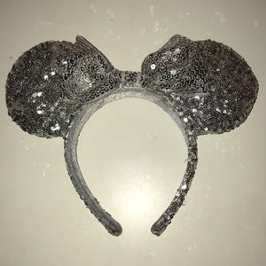 Silver sparkly Minnie Mouse ears